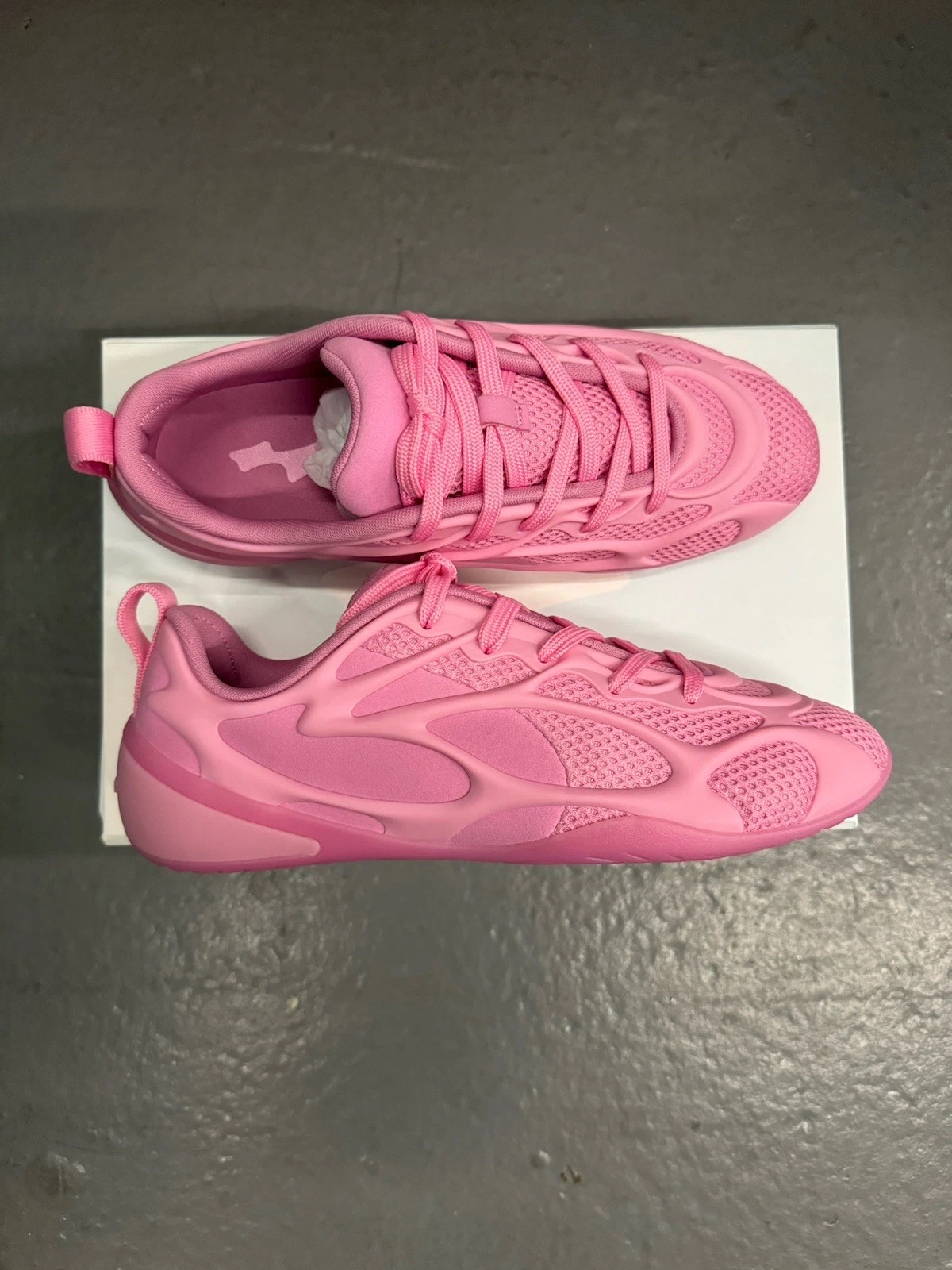 s-l1600-2026-08-29T235734.233 Skylrk Matterdaddies Pinky Size 9 Brand New Popup NYC